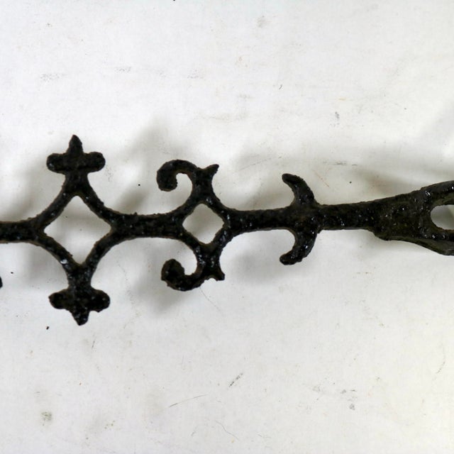 Gothic Late 19th Century Antique Cast Iron Lightning Rod Arrow With Green Glass Tail For Sale - Image 3 of 12