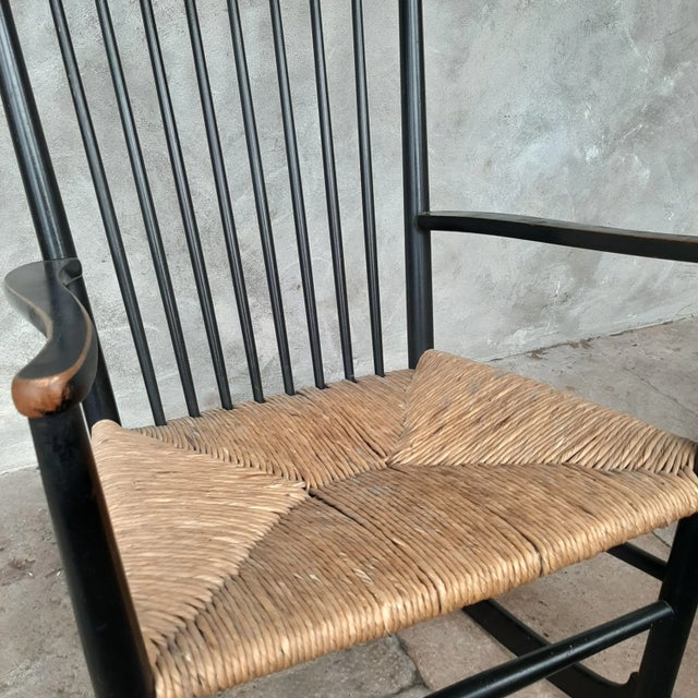Black Model J16 Rocking Chair in Painted Beech with Woven Papercord Seat attributed to Hans J. Wegner for FDB, 1961 For Sale - Image 8 of 10