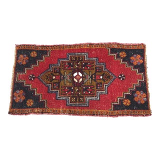 1960s Vintage Turkish Bohemian Area Rug- 1′9″ × 2′11″ For Sale