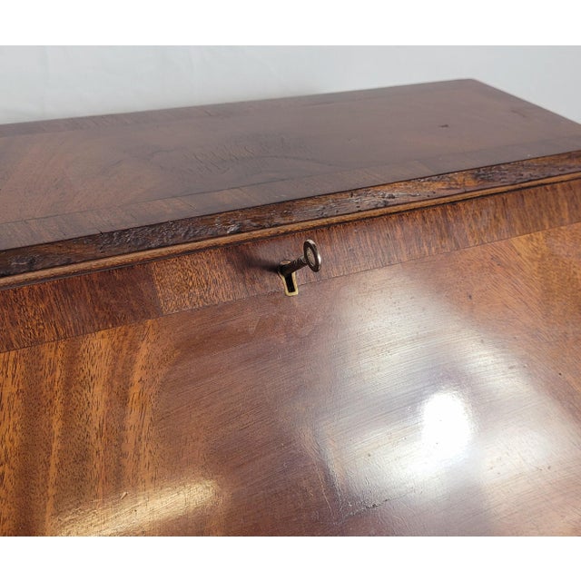 Queen Anne Walnut Ladies Writing Desk, 1920s For Sale - Image 6 of 18
