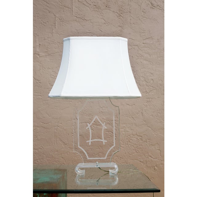Vintage Lucite Pagoda Table Lamp For Sale - Image 11 of 11