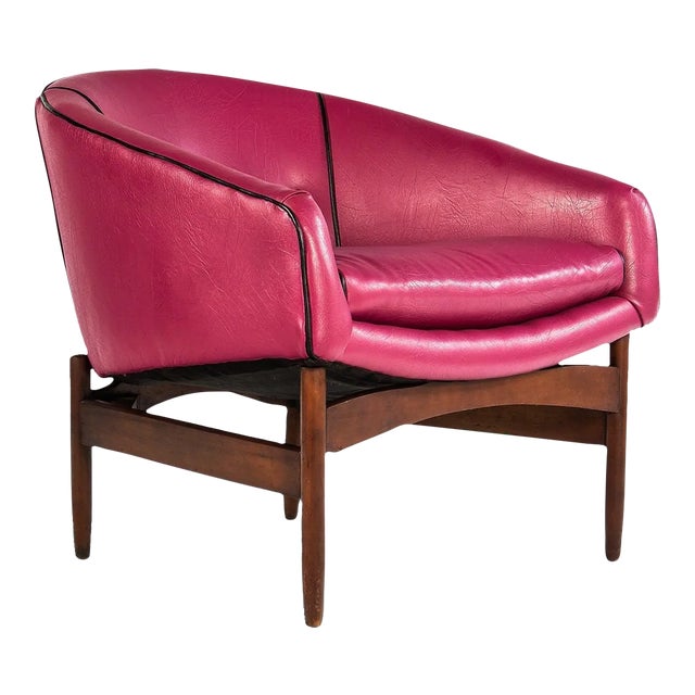 Mid Century Modern Sculptural Barrel Lounge Chair by Lawrence Peabody, circa 1960s For Sale