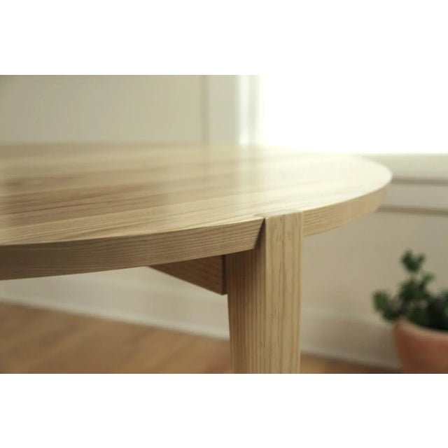 The beveled edge curve of our Oslo Round Table lends grace and calm to any style dining room or kitchen. The space-saving...