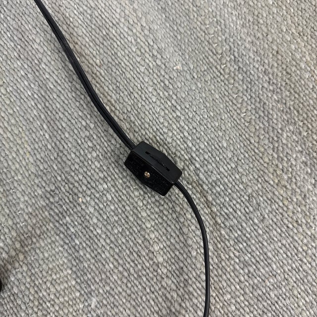 White Isamu Noguchi Akari Series Uf4-L8 Floor Lamp, High For Sale - Image 8 of 12