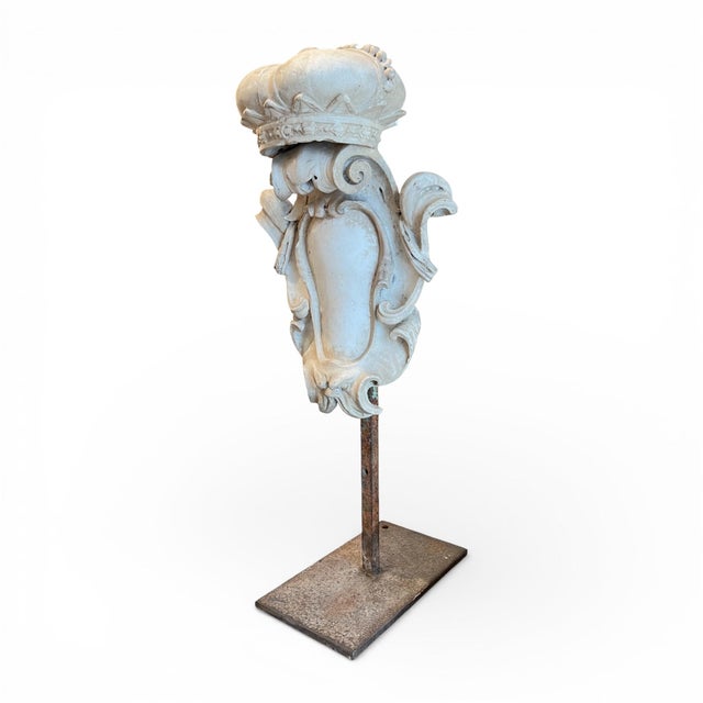 Italian 17c Italian Antique Marble Crown on Iron Stand For Sale - Image 3 of 4