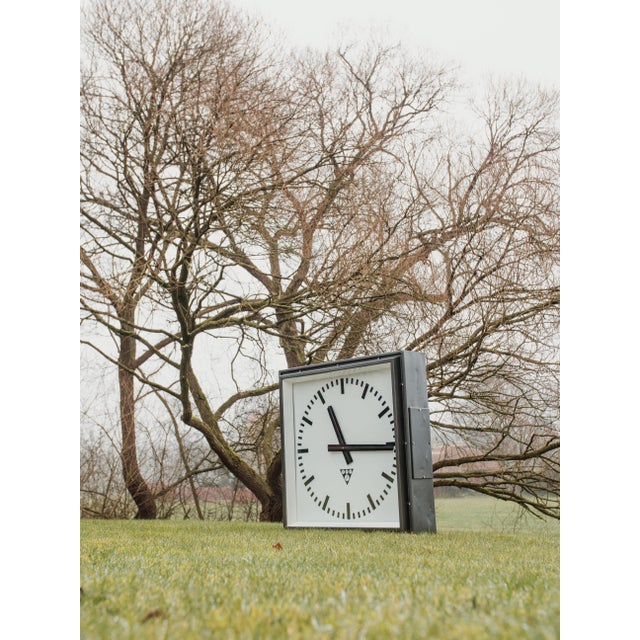 Metal Huge Light-Up Station Clock by Pragotron, 1960s For Sale - Image 7 of 16