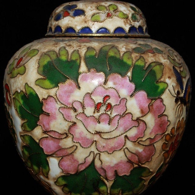 Vintage Chinese Cloisonné Ginger Jar With Pink Peony Motif, Copper Base For Sale - Image 9 of 9