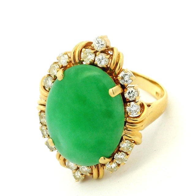 Mid-Century Modern 1970s Italian 18k Gold Gia Jadeite & Diamond Ring For Sale - Image 3 of 15
