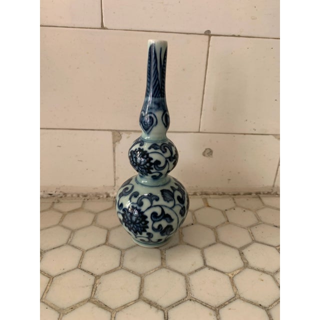 Ceramic Blue & White Porcelain Floral Chinoiserie Vase For Sale - Image 7 of 7