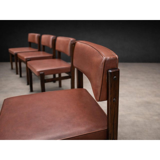Brown Set of Six “Tião” Dining Chairs in Rosewood by Sergio Rodrigues, Brazil, 1959 - Lot 821A For Sale - Image 8 of 14
