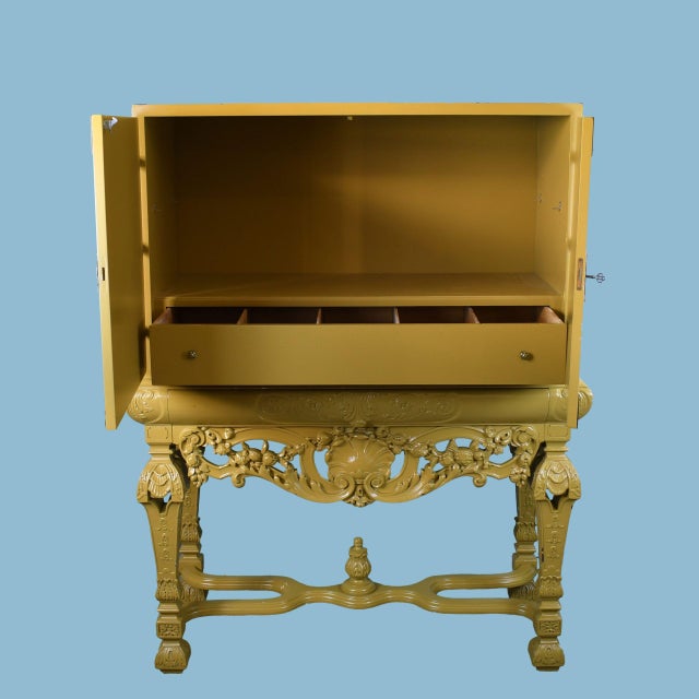 Asian 1970s Shell Green Cabinet For Sale - Image 3 of 8