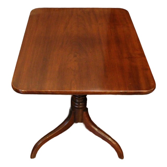 Early 19th Century English Tilt-Top Table For Sale
