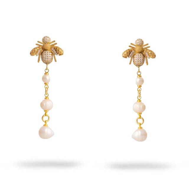 Queen Bee Pearl & Diamond Earrings, A Pair For Sale - Image 10 of 10