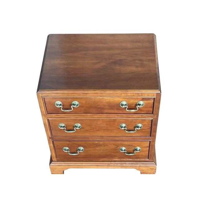 Wood Stickley Chippendale Solid Cherry Three Drawer Nightstands With Original Brass Hardware, a Pair For Sale - Image 7 of 12