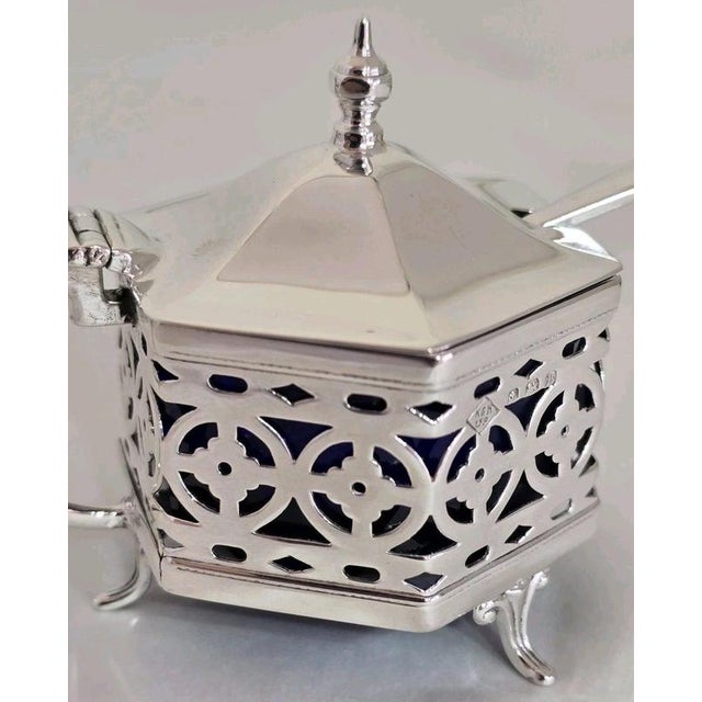 1920s Antique Sterling Silver Cruet Set, Birmingham, 1926, Set of 3 For Sale - Image 5 of 18