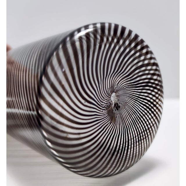 Black Murano Glass Mezza Filigrana Bottle Vase attributed to Dino Martens for Aureliano Toso, 1950s For Sale - Image 10 of 11