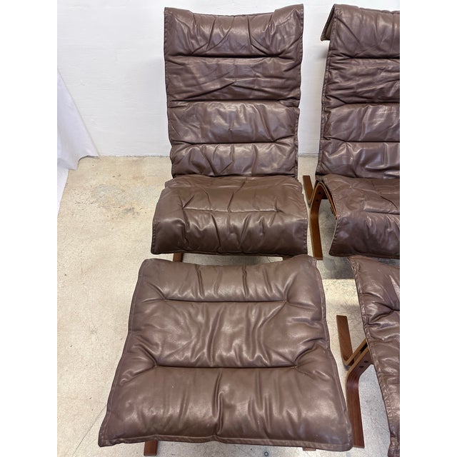 Pair of Ingmar Relling for Westnofa High Back “Siesta” Lounge Chairs With Footrests, 1960s For Sale - Image 9 of 12