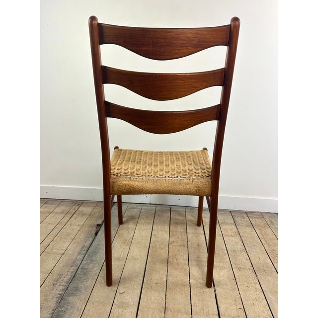 Vintage Danish Dining Chairs by Arne Wahl Iversen, 1960s, Set of 8 For Sale - Image 6 of 13