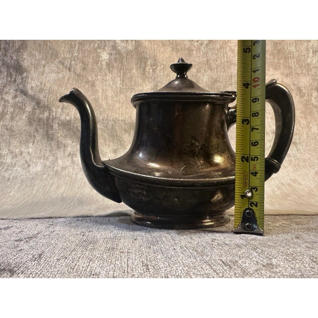 Victorian Late 19th Century Reed & Barton Small Silverplate Teapot For Sale - Image 3 of 12