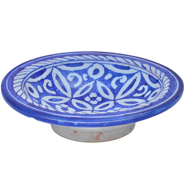 Mid 20th Century Mid 20th Century Handmade Blue Moorish-Patterned Ceramic-Art Decorative Plate For Sale - Image 5 of 9