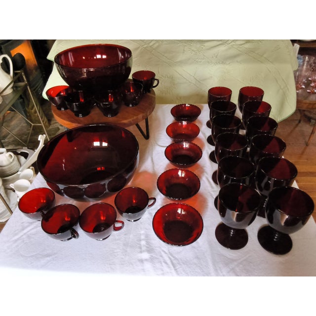 Vintage Mid-Century Modern Royal Ruby Red Goblets - Set of 12 For Sale - Image 9 of 10
