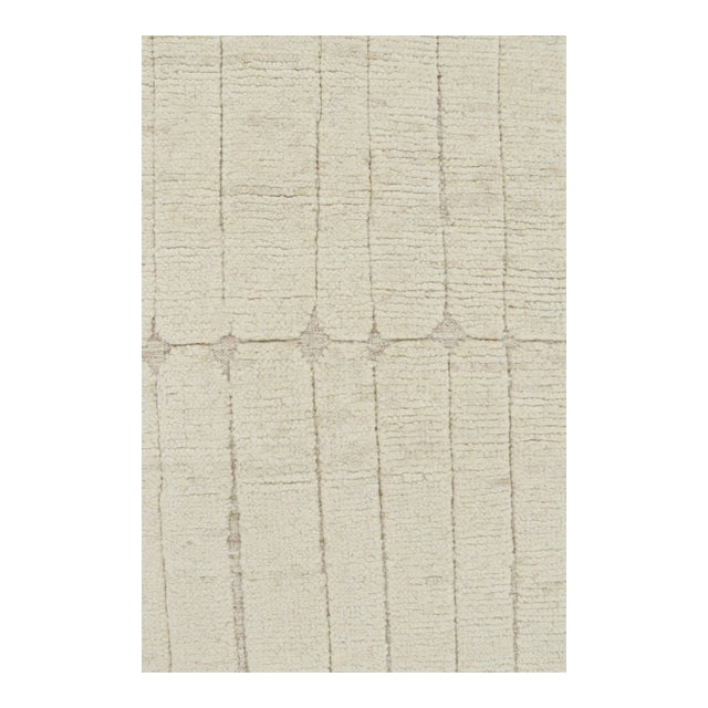 Rug & Kilim’s Contemporary Rug in White With High-Low Geometric Patterns For Sale