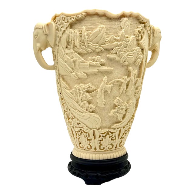 Large Chinese Vase in Resin, 1970s For Sale