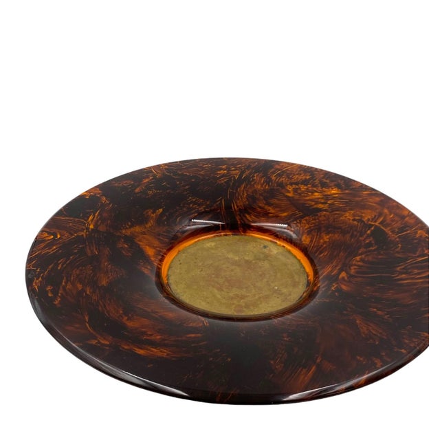 Hollywood Regency Brass and Tortoiseshell Acrylic Glass Tray from Guzzini, Italy, 1970s For Sale - Image 6 of 18