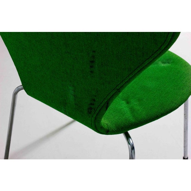 Chairs in Deep Green Fabric by Arne Jacobsen for Fritz Hansen, 1980s, Set of 4 For Sale - Image 11 of 17