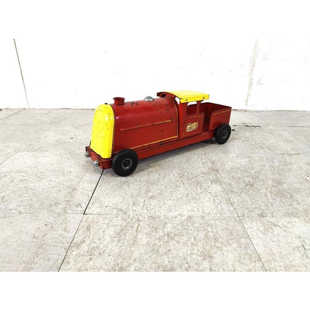 Brown Vintage Tin Toy Car from Tri-Ang, 1950s For Sale - Image 8 of 12