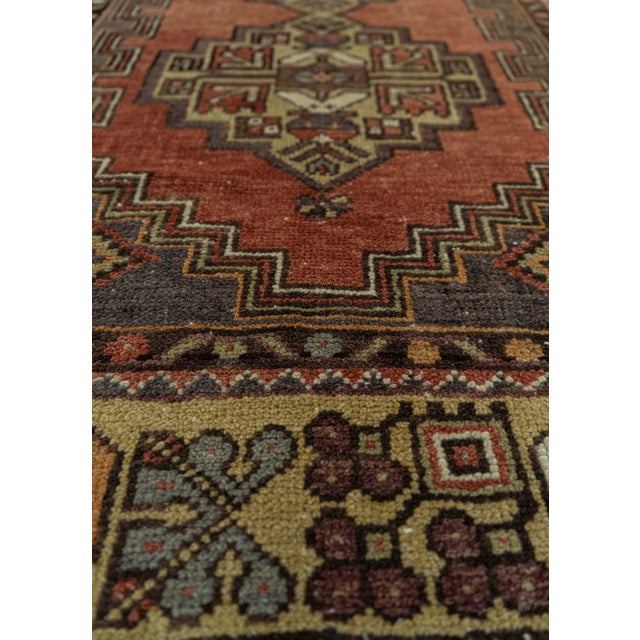 Turkish Turkish Vintage Rug 3'2" x 5'4" #20578 For Sale - Image 3 of 8