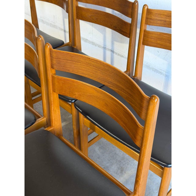 Mid 20th Century Teak Dining Chairs Set of 6 Danish Mid-Century Modern Vintage For Sale - Image 5 of 12