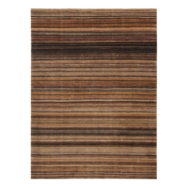 This 9x12 textural rug is an exciting new addition to the Texture of Color Collection by Rug & Kilim. On the Design: Made...