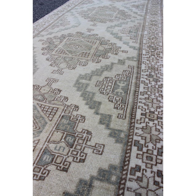 Tribal Vintage Turkish Oushak Runner in Soft Ivory, Light Blue, and Taupe 3'0 X 12'3 For Sale - Image 3 of 5
