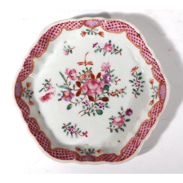 Chinese Export Porcelain Famille Rose Teapot Stand With Puce Diaper Border, Circa 1775 For Sale - Image 12 of 12