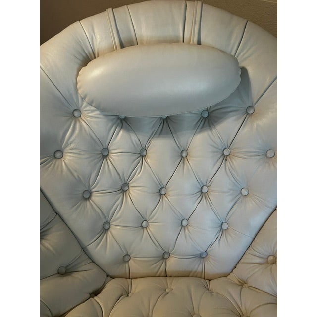 George Mulhauser Mid-Century Modern Molded Walnut "Cone" Swivel Lounge Chair in Premium New Leather For Sale - Image 12 of 18