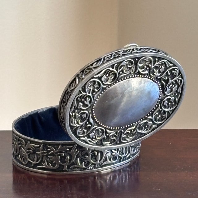 Metal Vintage Silver-Plated Oval Jewelry Box With Blue Velvet Lining & Ornate Foliate Relief For Sale - Image 7 of 12