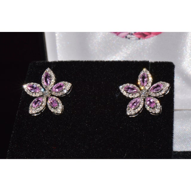 Certified Natural 2.36cts vs F Diamond Pink Sapphire 18k Solid Gold Floral Earrings- 2 Pieces For Sale - Image 13 of 13