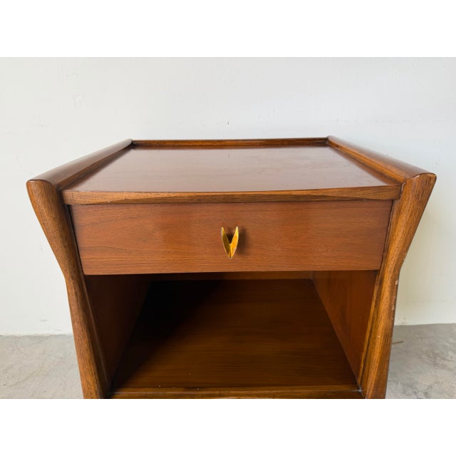 Mid-Century Modern Kent Coffey “The Sharon” Walnut Nightstand For Sale - Image 12 of 12