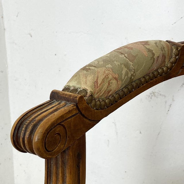 Louis XVI Style Cabriolet Armchairs with Medallion Backs, Set of 2, in Worn conditions. Designed before 1890