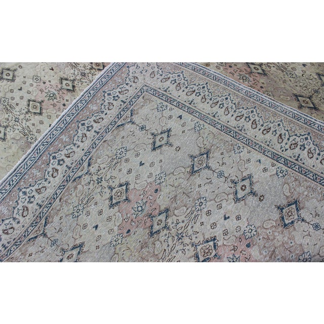 Cream Antique Turkish Sivas Rug With Subtle Pink, Cream, and Navy Accents 9'7 X 12'6 For Sale - Image 8 of 8