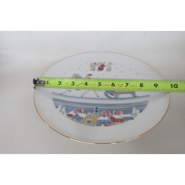 Hg Selb Heinrich Bavaria Germany Christmas Collector Plate Santa and Sled 4902b For Sale - Image 11 of 12