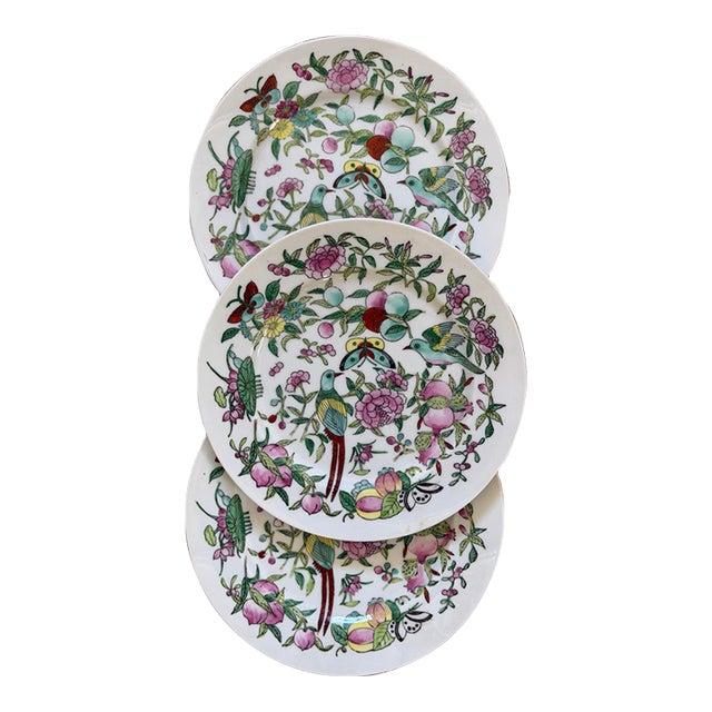 Vintage Chinoiserie Plates, Set of 3 For Sale