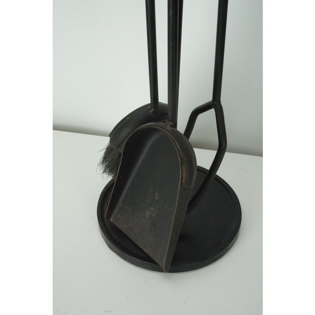 Vintage Mid Century Modern Fireplace Tool Set Wood Handles Brass Black Iron For Sale - Image 6 of 10