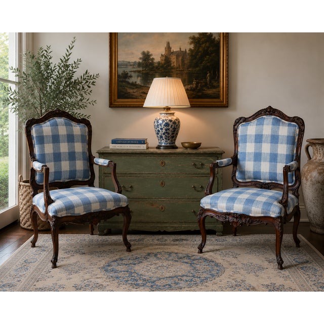 Antique French Louis XV Style Walnut Bergere Chairs in Blue & White - Pair For Sale - Image 4 of 13