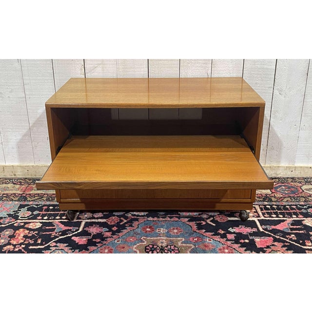 Vintage Teak TV Stand from G-Plan, 1970s For Sale - Image 4 of 13