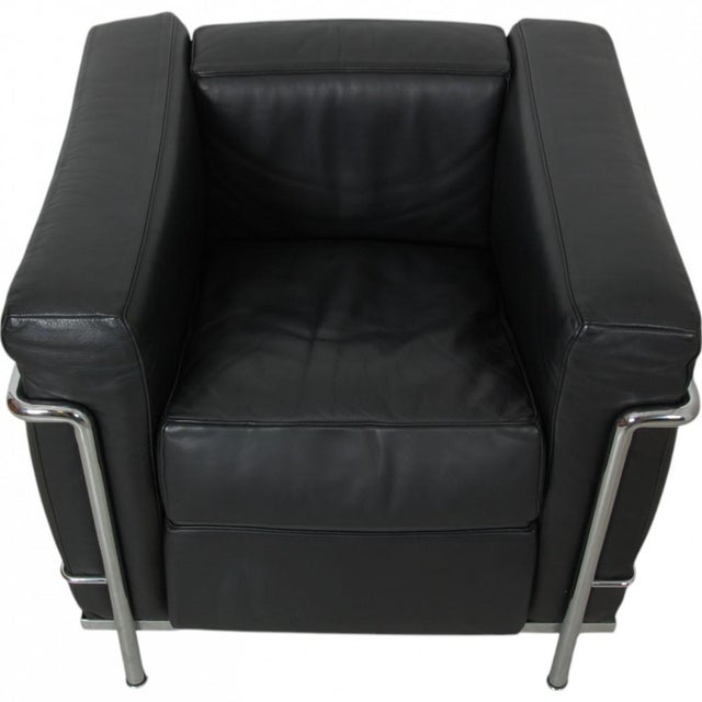 Vintage LC 2/1 Club Chair in Black Leather from Le Corbusier, 2000s For Sale - Image 12 of 18