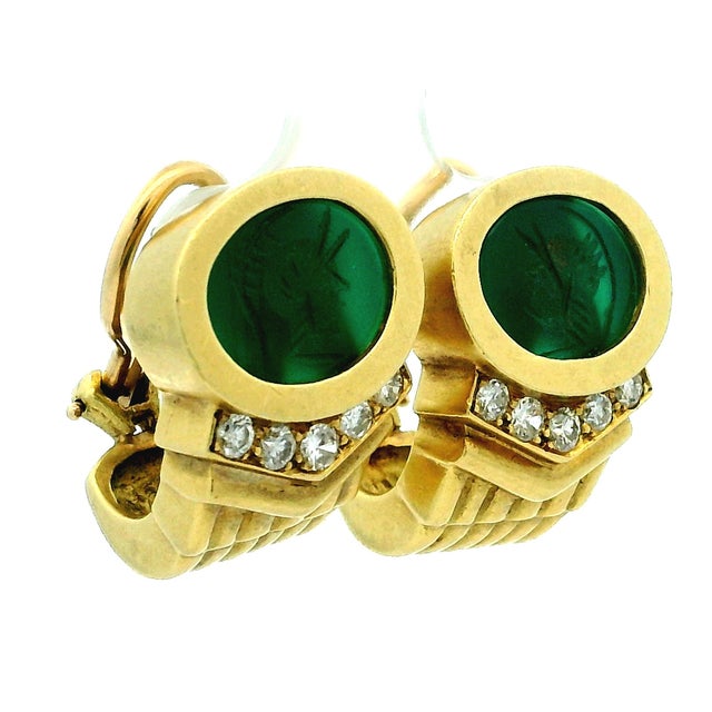 Modern 1980s GWK 18k Gold Chrysoprase Intaglio Diamond Earrings, Pair For Sale - Image 3 of 12