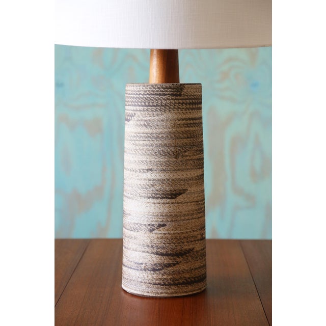 Mid-Century Modern 1960s Gordon and Jane Martz M191 Lamp for Marshall Studios Sanded Glaze Earthy Brown For Sale - Image 3 of 9