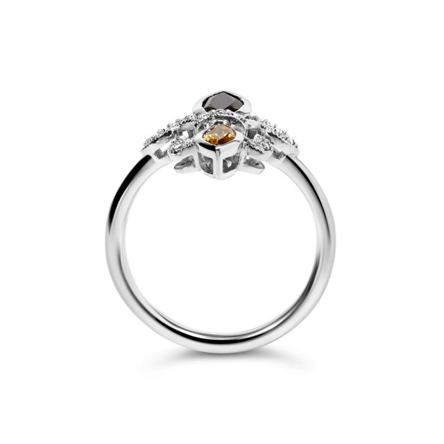 Early 21st Century .925 Sterling Silver Black Onyx and Yellow Citrine Marquise and Diamond Accent Fleur De Lis Ring (H-I Color, SI1-SI2 Clarity) - Size 8 For Sale - Image 5 of 7